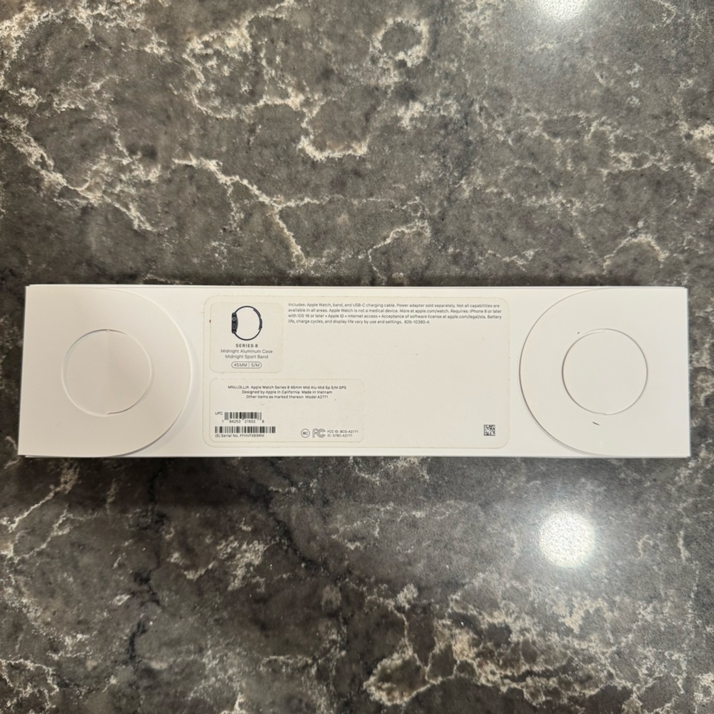Apple Watch Series 8 (GPS) 45mm Aluminum
Case with Midnight Sport Band - S/M - Picture 10 of 11